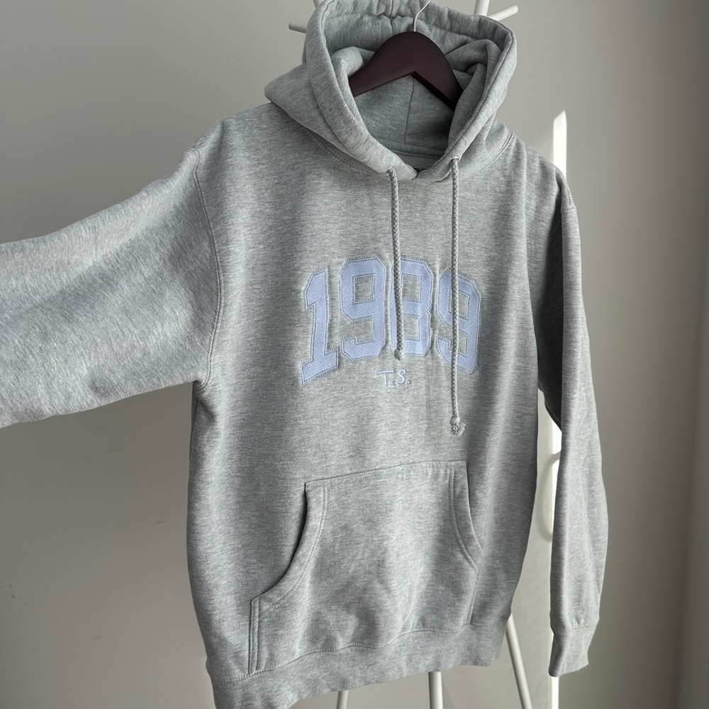 Taylor Swift 1989 Sweatshirt